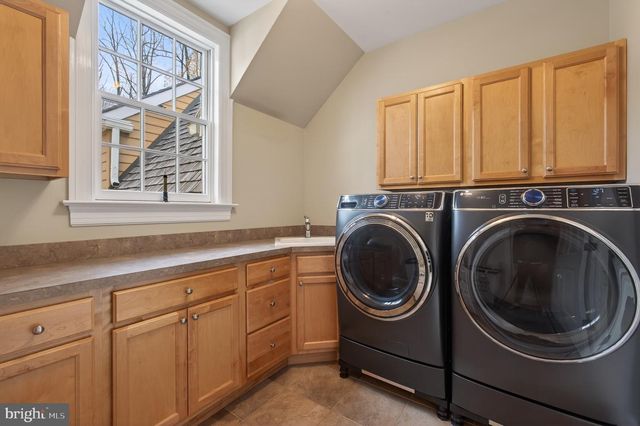 2300 OLD SENTINEL TRL, Malvern, PA 19355