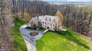 2300 OLD SENTINEL TRL, Malvern, PA 19355