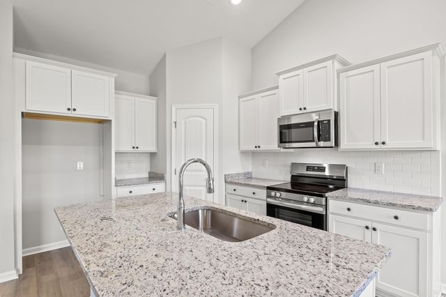 64 Double Pond Dr, Georgetown, SC 29440