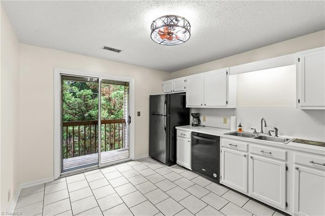 110 West Brook Court, Archdale, NC 27263
