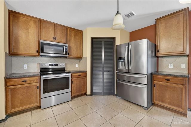 606 Barton Drive, Edinburg, TX 78541