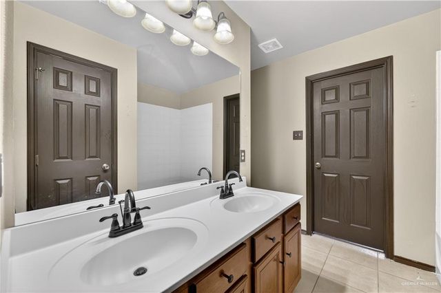 606 Barton Drive, Edinburg, TX 78541