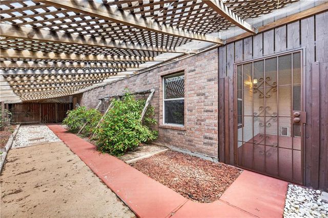 606 Barton Drive, Edinburg, TX 78541