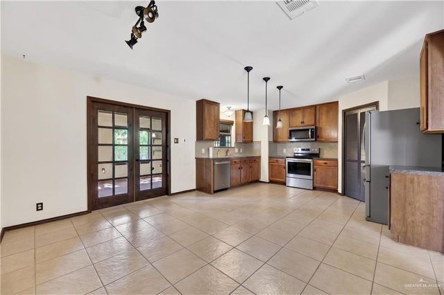 606 Barton Drive, Edinburg, TX 78541