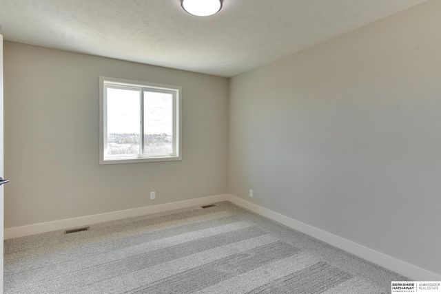 19031 Sycamore Drive, Gretna, NE 68028