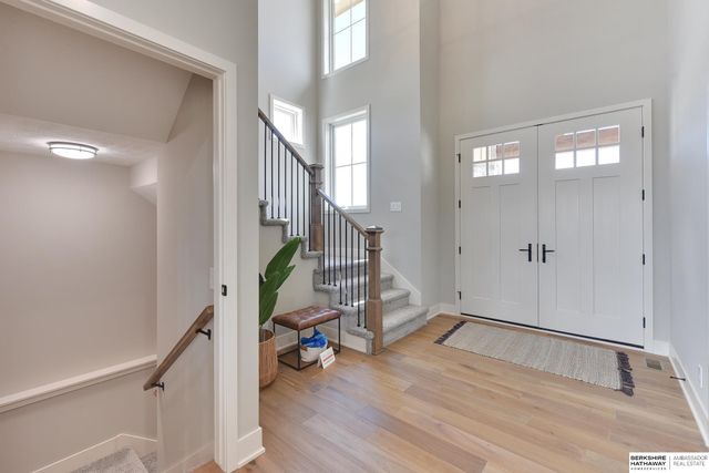 19031 Sycamore Drive, Gretna, NE 68028
