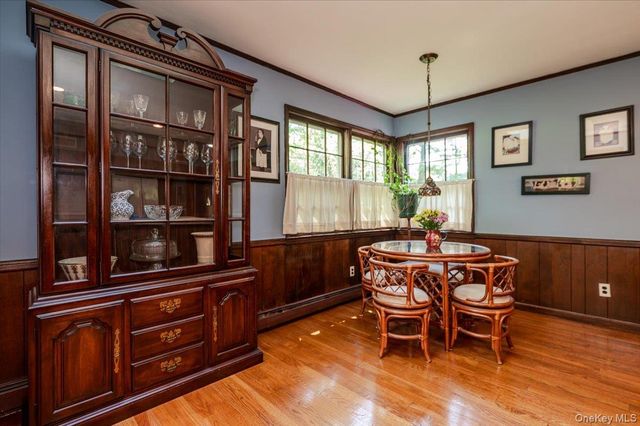 2 Richard Lane, Huntington, NY 11743