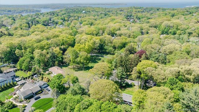 2 Richard Lane, Huntington, NY 11743
