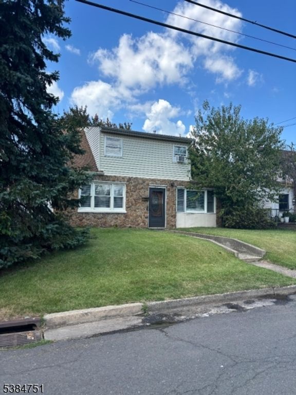 301 Huff Ave, Manville Boro, NJ 08835