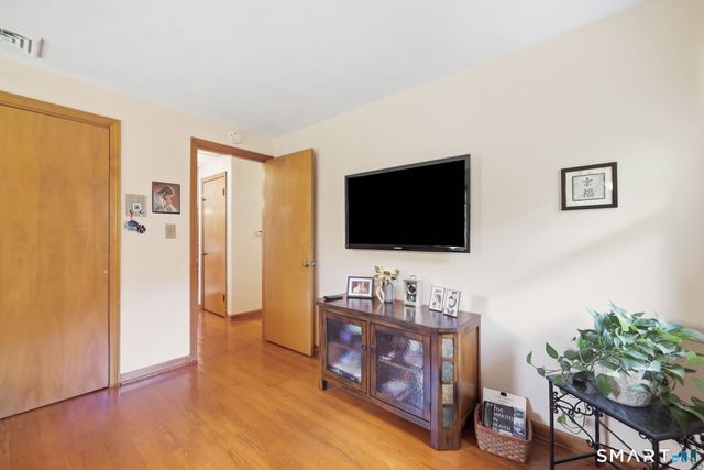 517 Swain Avenue, Meriden, CT 06450
