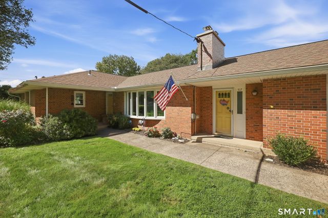 517 Swain Avenue, Meriden, CT 06450