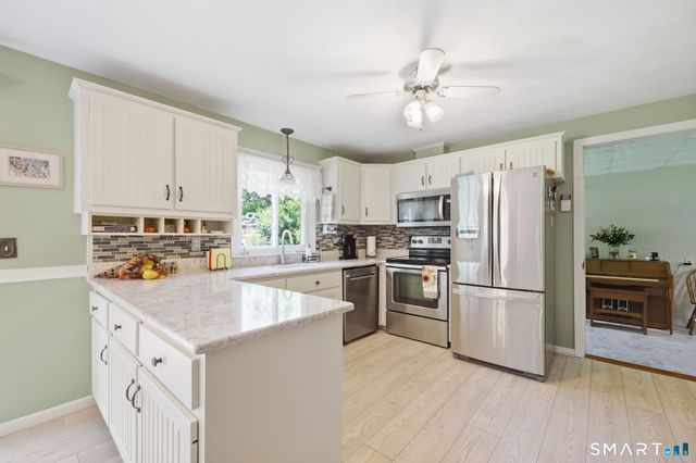 517 Swain Avenue, Meriden, CT 06450