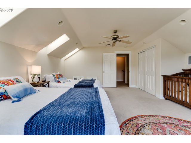 34386 MATHEWS Rd, Eugene, OR 97405