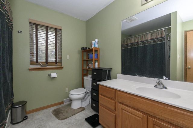 843 Prairie View DRIVE, Burlington, WI 53105