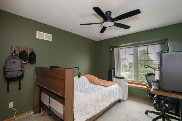 843 Prairie View DRIVE, Burlington, WI 53105