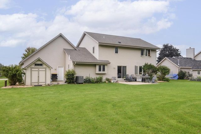 843 Prairie View DRIVE, Burlington, WI 53105