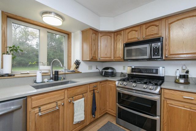 843 Prairie View DRIVE, Burlington, WI 53105