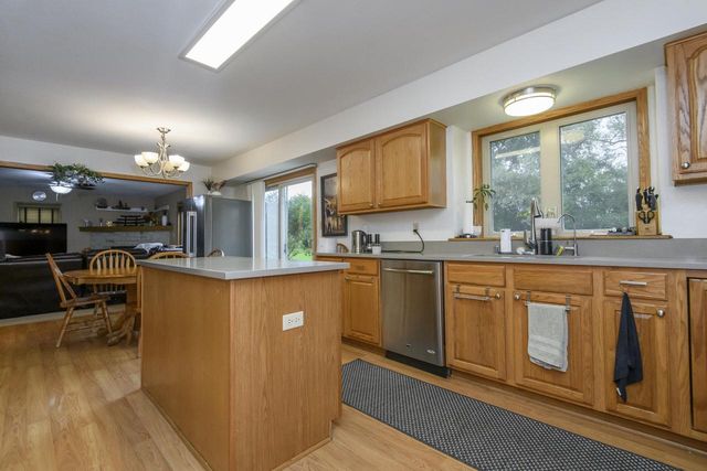 843 Prairie View DRIVE, Burlington, WI 53105