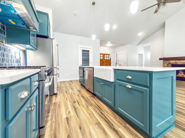 1232 LIGHTHOUSE Ln, Brookings, OR 97415