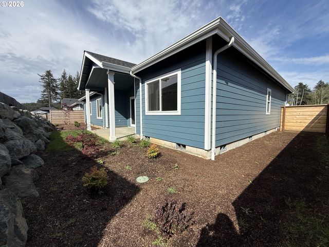 1232 LIGHTHOUSE Ln, Brookings, OR 97415