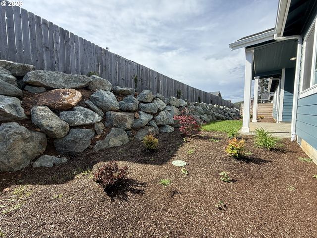 1232 LIGHTHOUSE Ln, Brookings, OR 97415