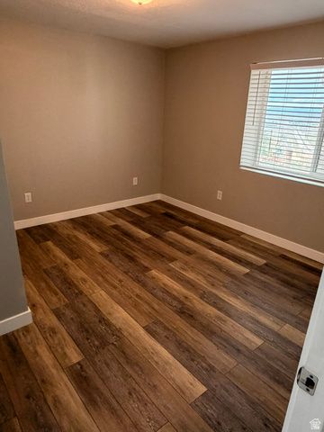 452 S SUNSET RIDGE DR, North Salt Lake, UT 84054