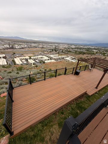 452 S SUNSET RIDGE DR, North Salt Lake, UT 84054