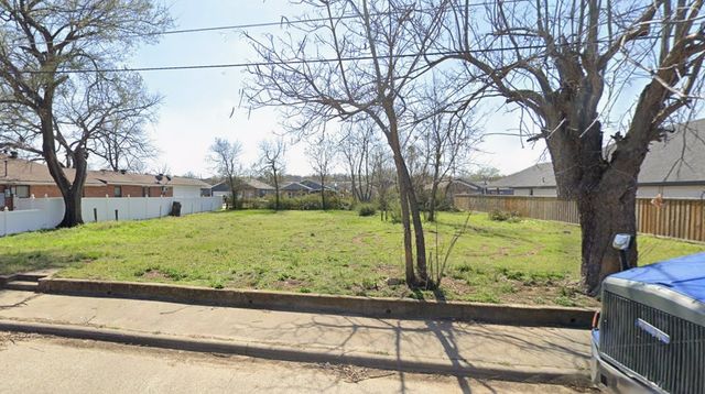 1822 Duluth St., Dallas, TX 75212