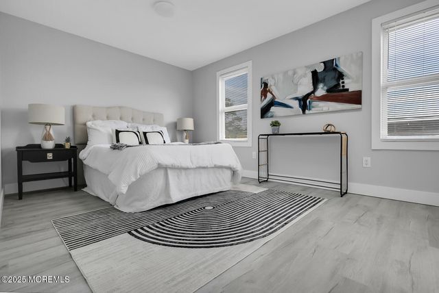 33 Grove Place, Keansburg, NJ 07734