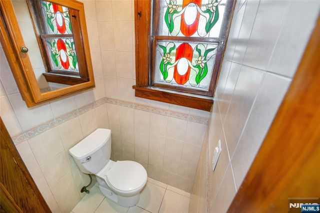 210 Paterson Avenue, Hasbrouck Heights, NJ 07604