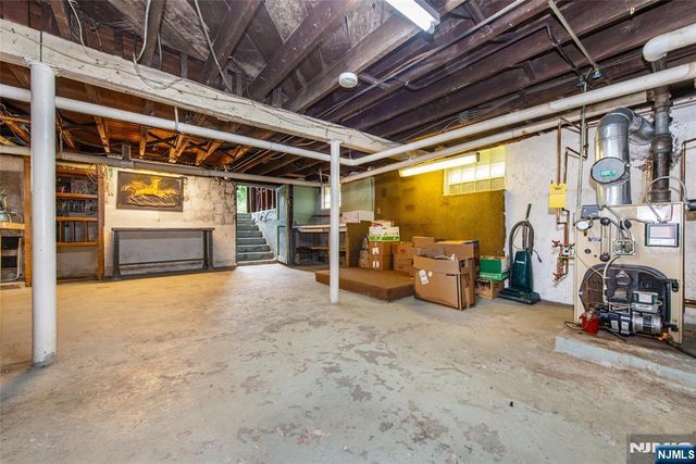 210 Paterson Avenue, Hasbrouck Heights, NJ 07604