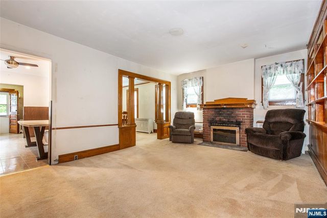 210 Paterson Avenue, Hasbrouck Heights, NJ 07604