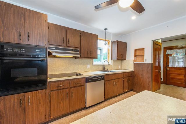 210 Paterson Avenue, Hasbrouck Heights, NJ 07604