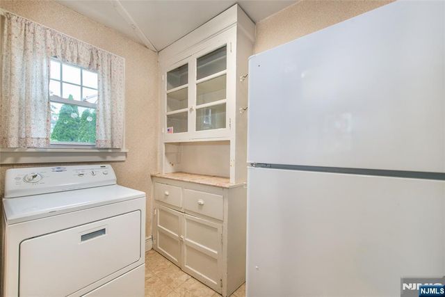 210 Paterson Avenue, Hasbrouck Heights, NJ 07604