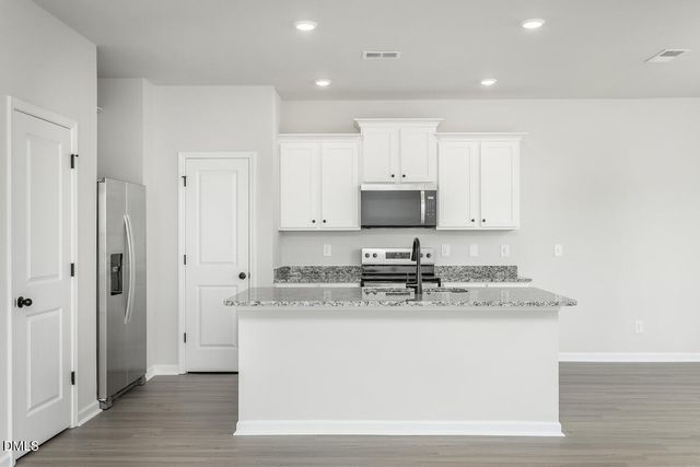 15 Empress Street, Broadway, NC 27505