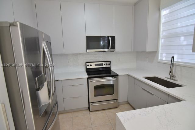 7855 NW 110th Ave 7855, Doral, FL 33178