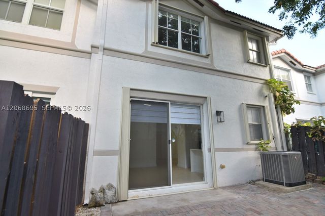 7855 NW 110th Ave 7855, Doral, FL 33178