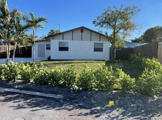 150 MANCHESTER Street, Boca Raton, FL 33487