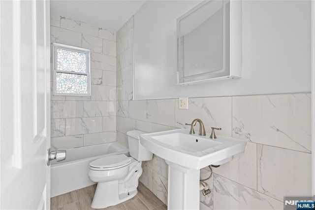 140 7th Street, Paterson, NJ 07522