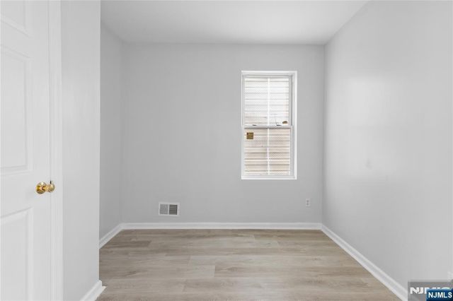 140 7th Street, Paterson, NJ 07522
