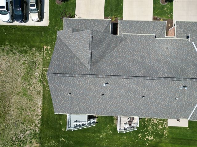 4007 Orchard Drive, Bettendorf, IA 52722