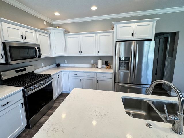 4007 Orchard Drive, Bettendorf, IA 52722