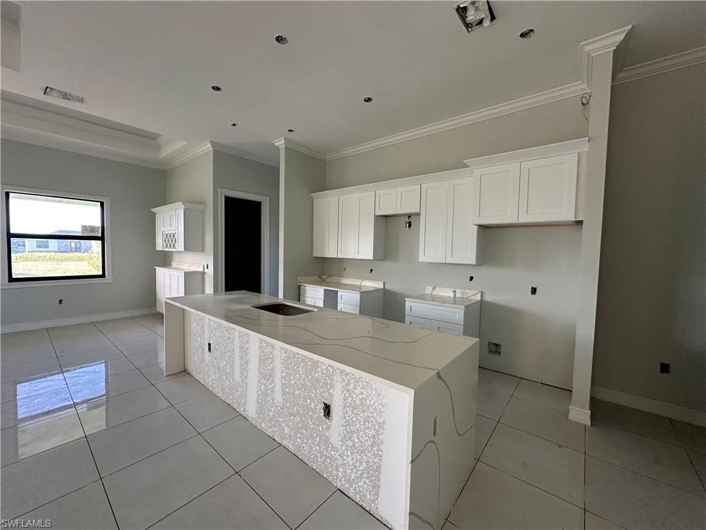 Image 4 of property listing at 4217 NW 32nd TER, Cape Coral, FL 33993
