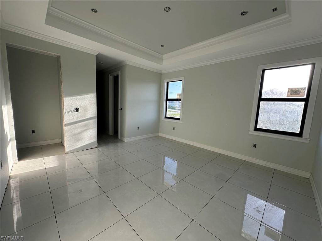 Image 7 of property listing at 4217 NW 32nd TER, Cape Coral, FL 33993