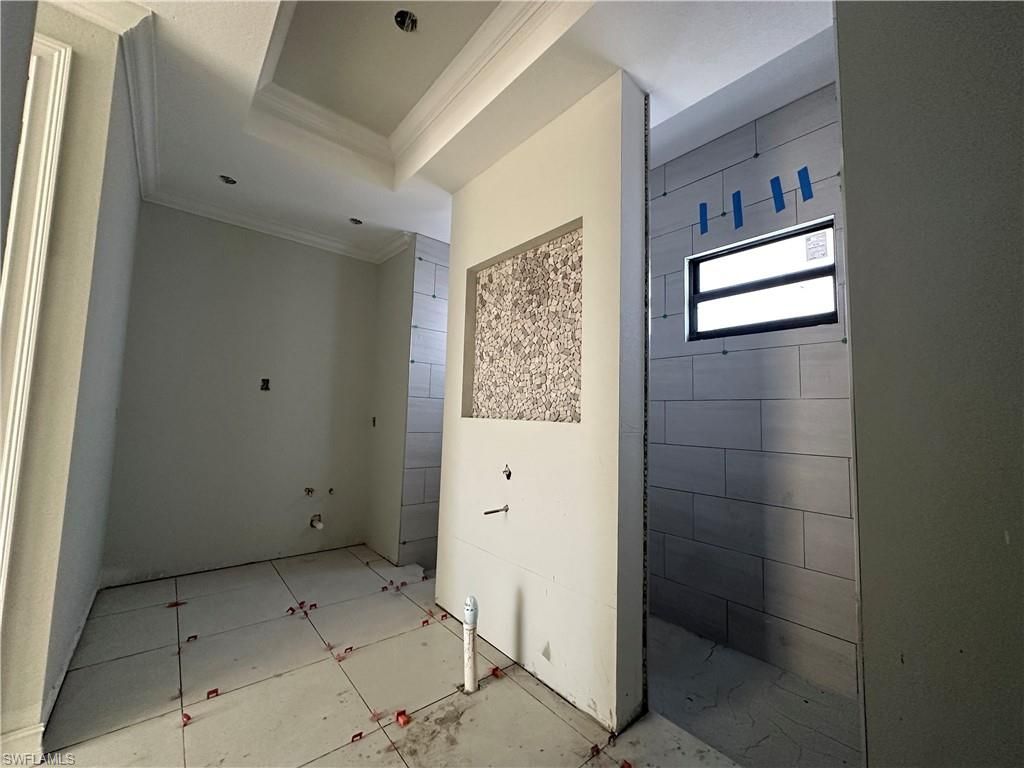Image 8 of property listing at 4217 NW 32nd TER, Cape Coral, FL 33993