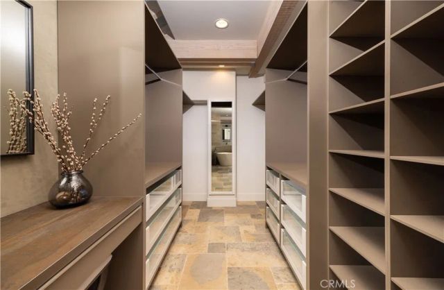 2204 Waterfront Drive, Corona Del Mar, CA 92625