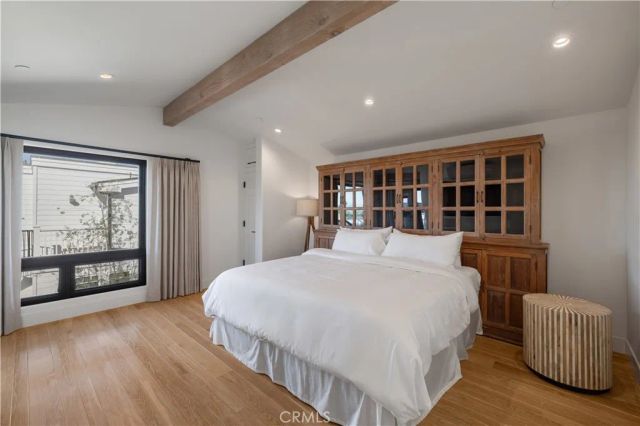 2204 Waterfront Drive, Corona Del Mar, CA 92625