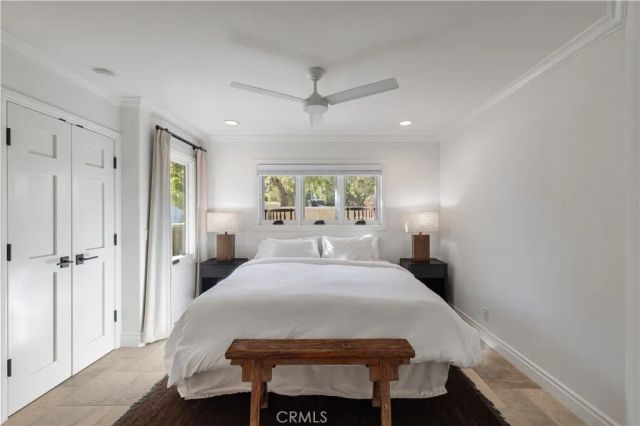 2204 Waterfront Drive, Corona Del Mar, CA 92625