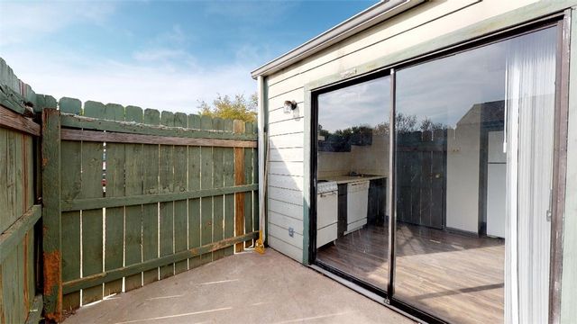 725 Peppertree Drive 30, Bryan, TX 77801