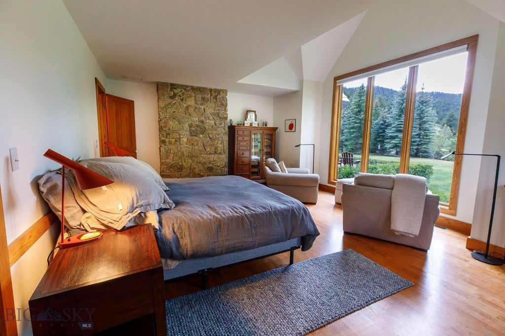 Address unavailable. photo 22